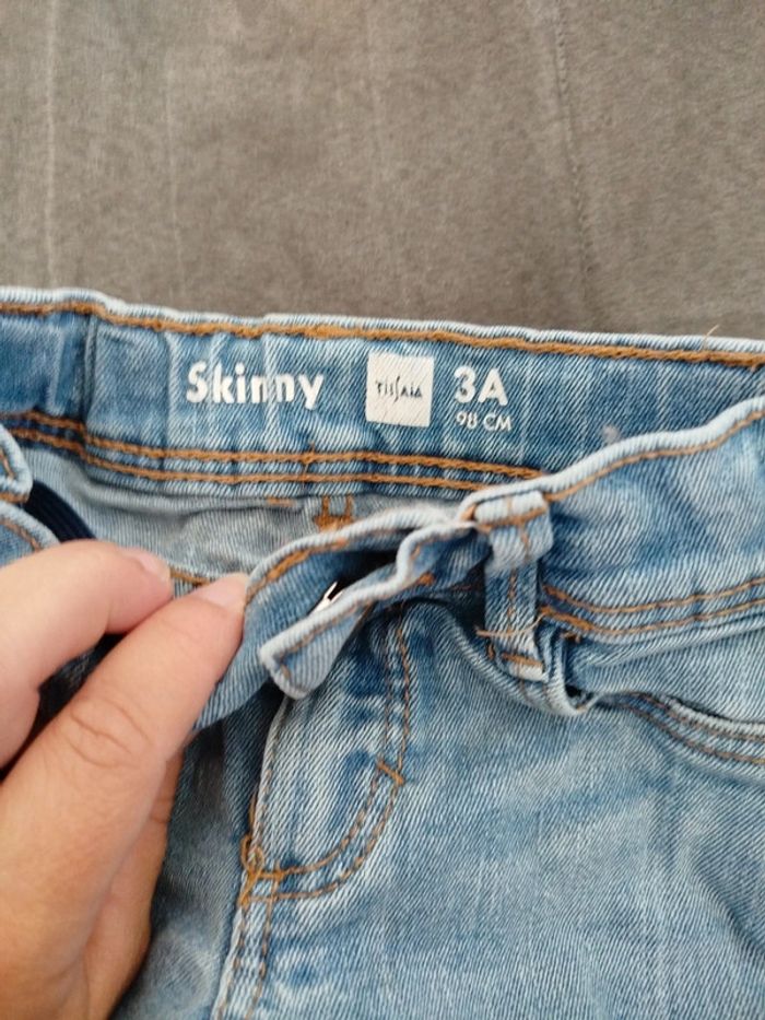 Skinny bleu - photo numéro 3