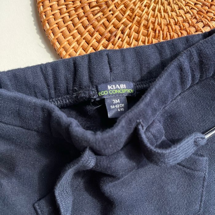 Lot 2 joggings 3 mois - photo numéro 7