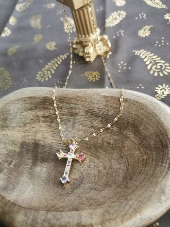 Collier et pendentif spirituel croix chrétienne