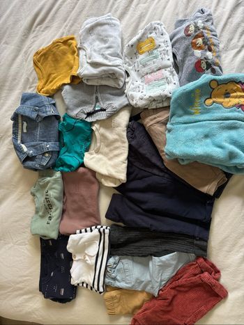 Lot de vêtements 6 mois