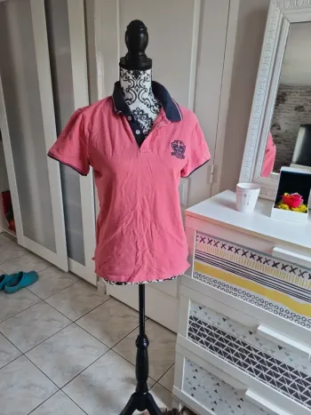 Polo avec ecusson