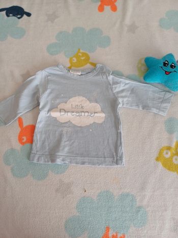 Tshirt bleu clair 3 mois