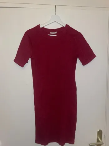 Robe bordeaux Zara L