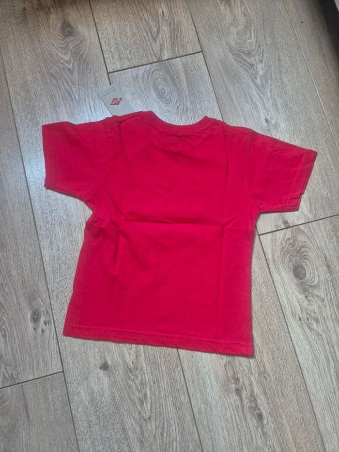 Tee-shirt MC "lee cooper" rouge 5 ans neuf avec étiquette - photo numéro 2