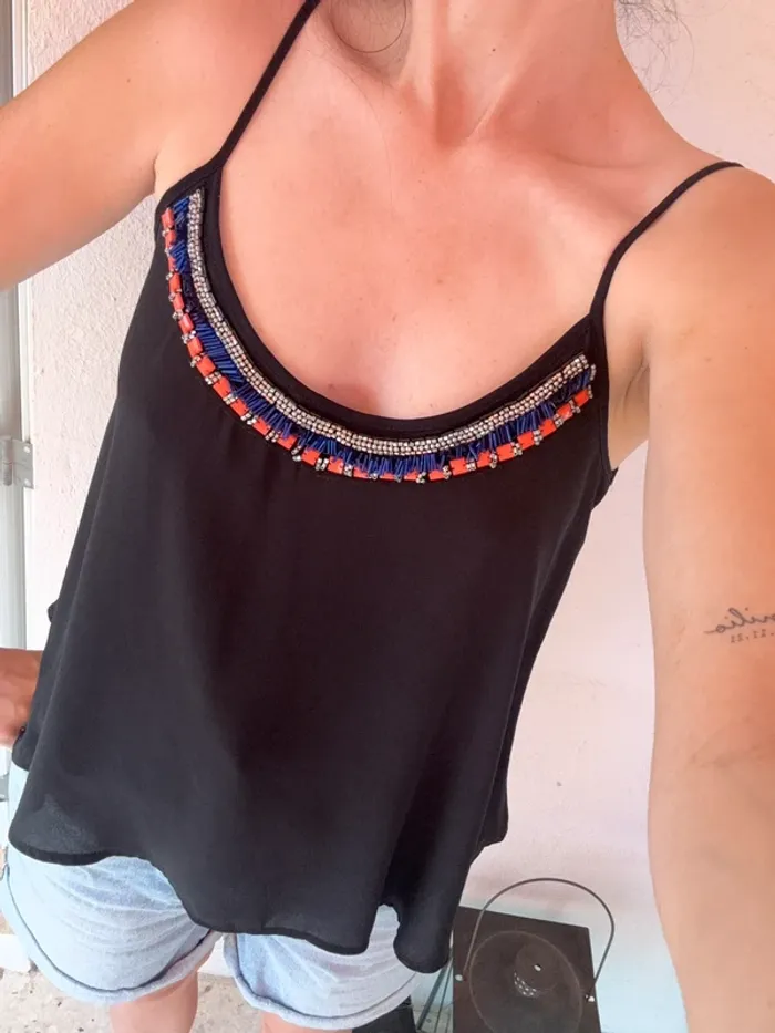 Top bretelles perles