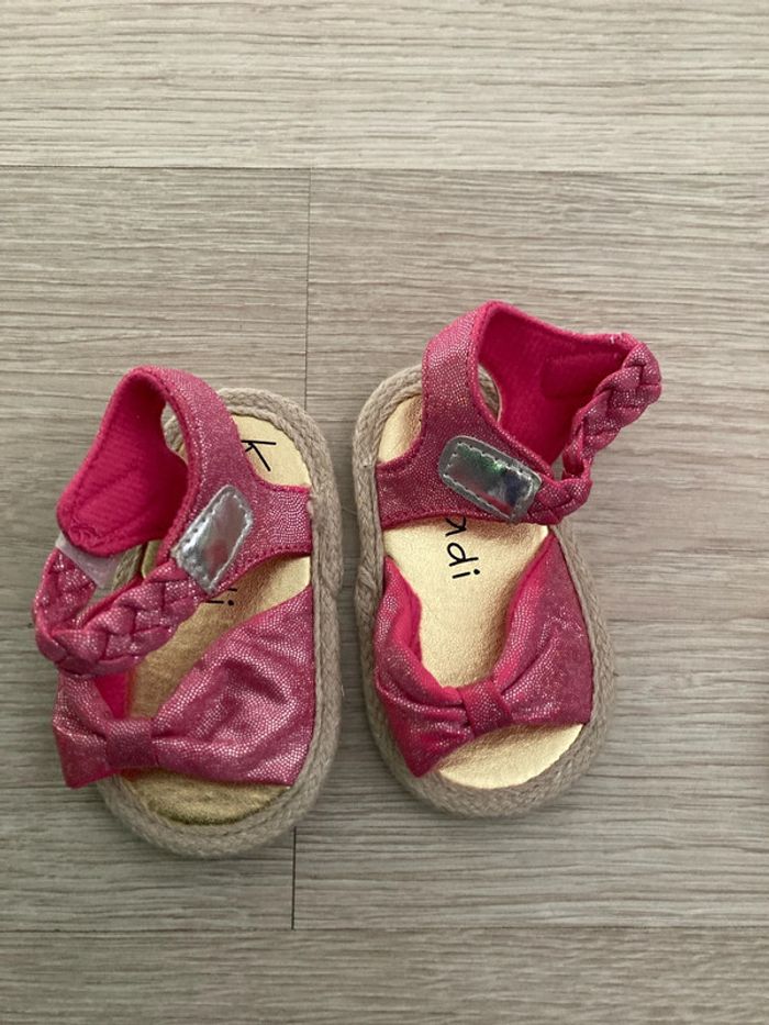 Sandale de bébé taille 15/16
