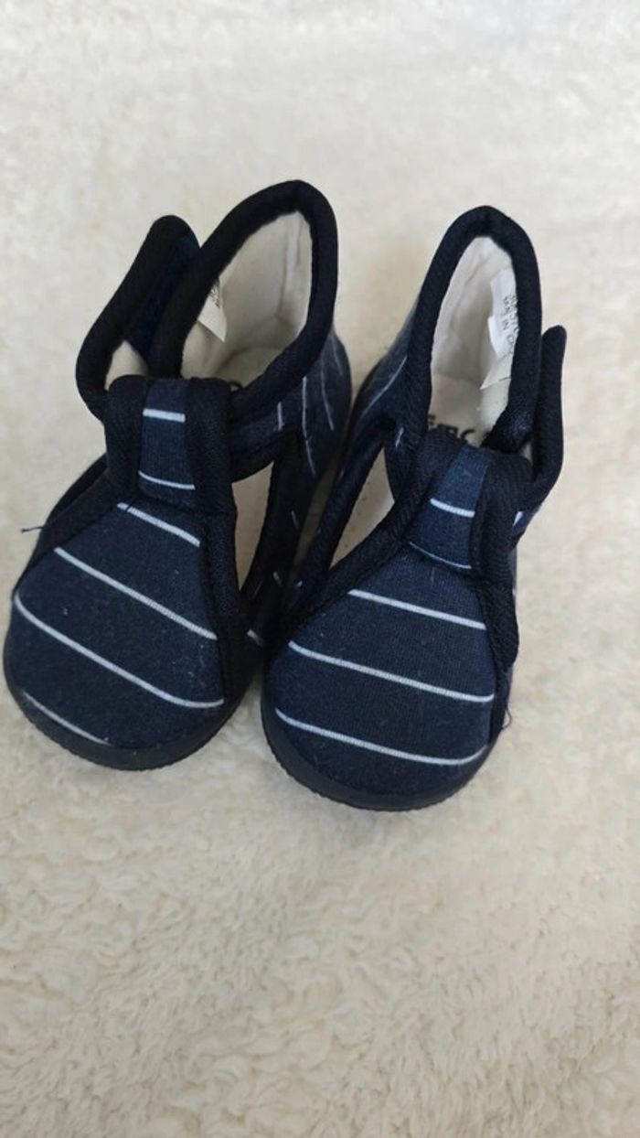 Chaussons bleu - photo numéro 2