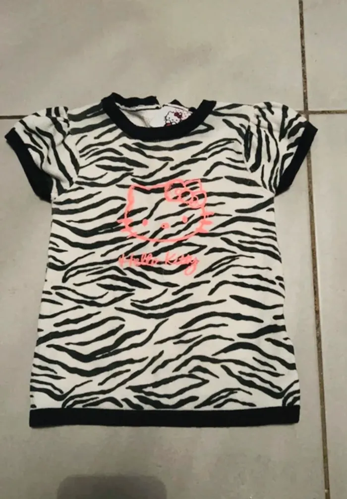 T-shirt hello kitty