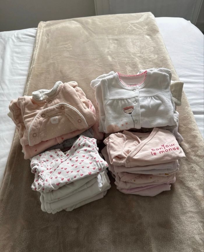 Lot prématuré fille - photo numéro 3