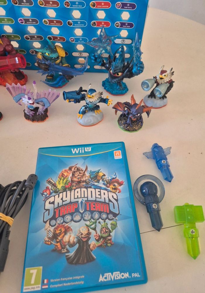 Skylanders trap team wii u avec socle et 13 figurines - photo numéro 4