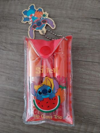 Coffret brillant à lèvres petite fille Stitch