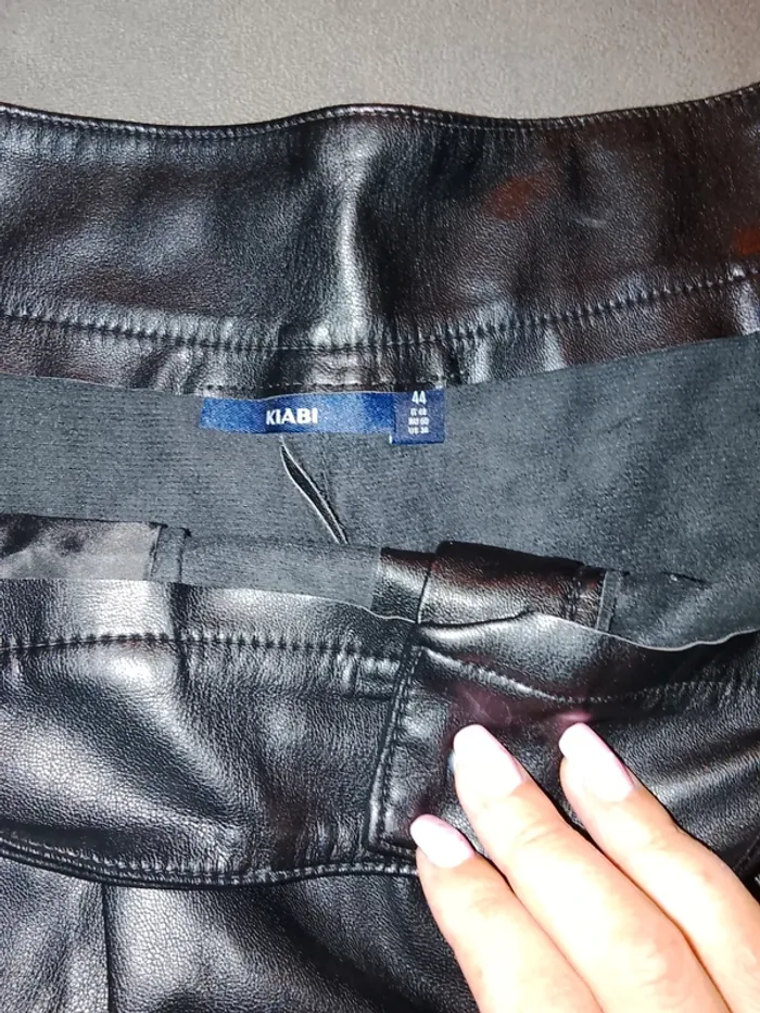 Short simili cuir - photo numéro 3