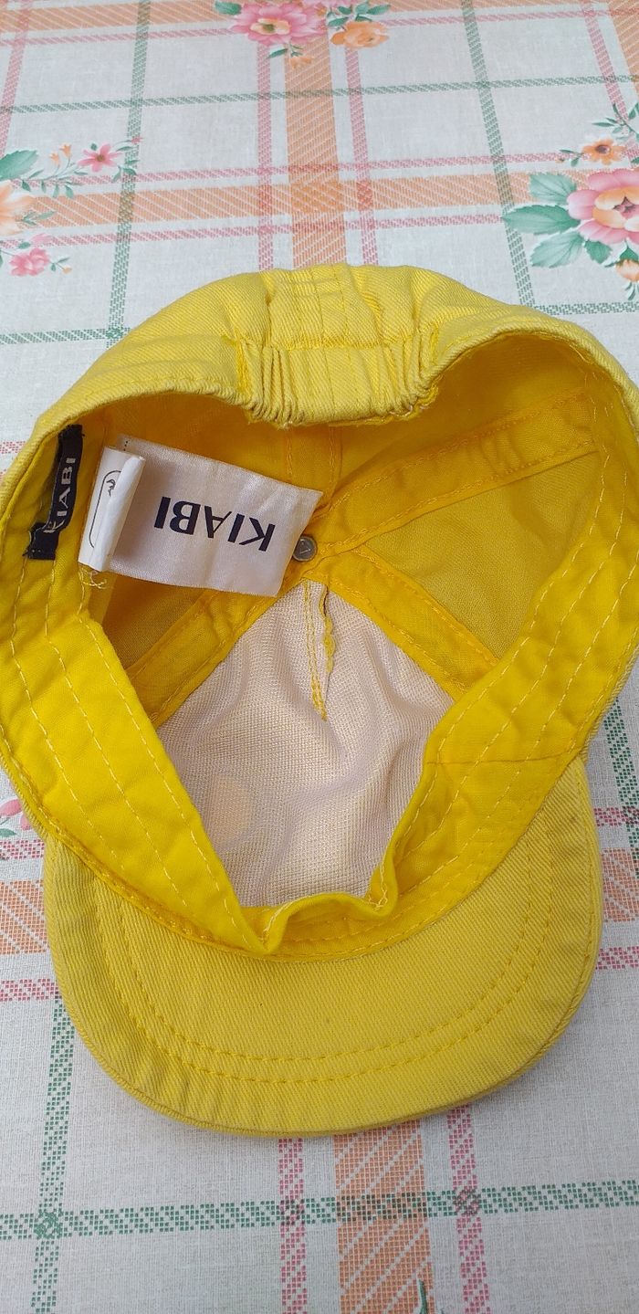 Casquette jaune BB/ Kiabi - photo numéro 2