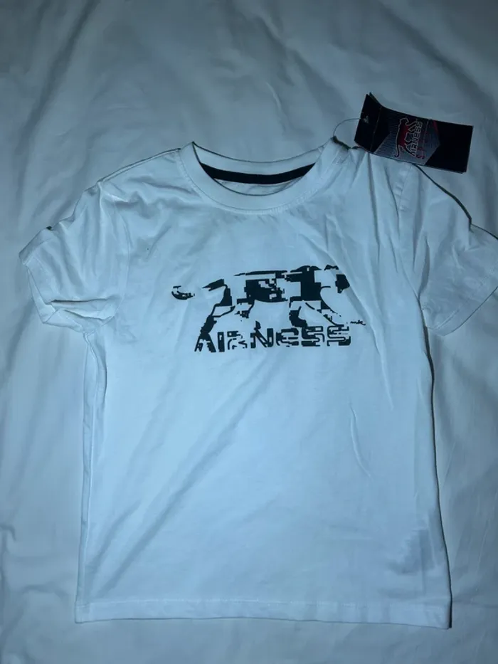 T-shirt airness