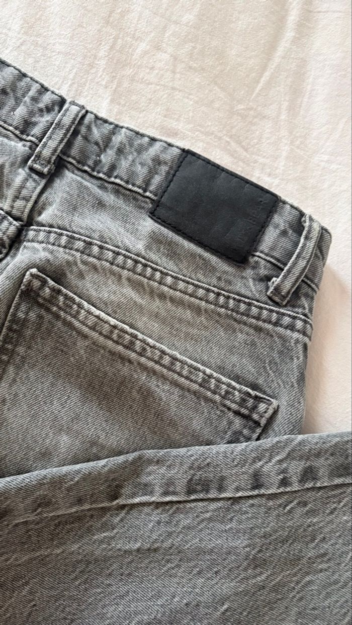 Jean gris pull&bear taille 34 - photo numéro 3