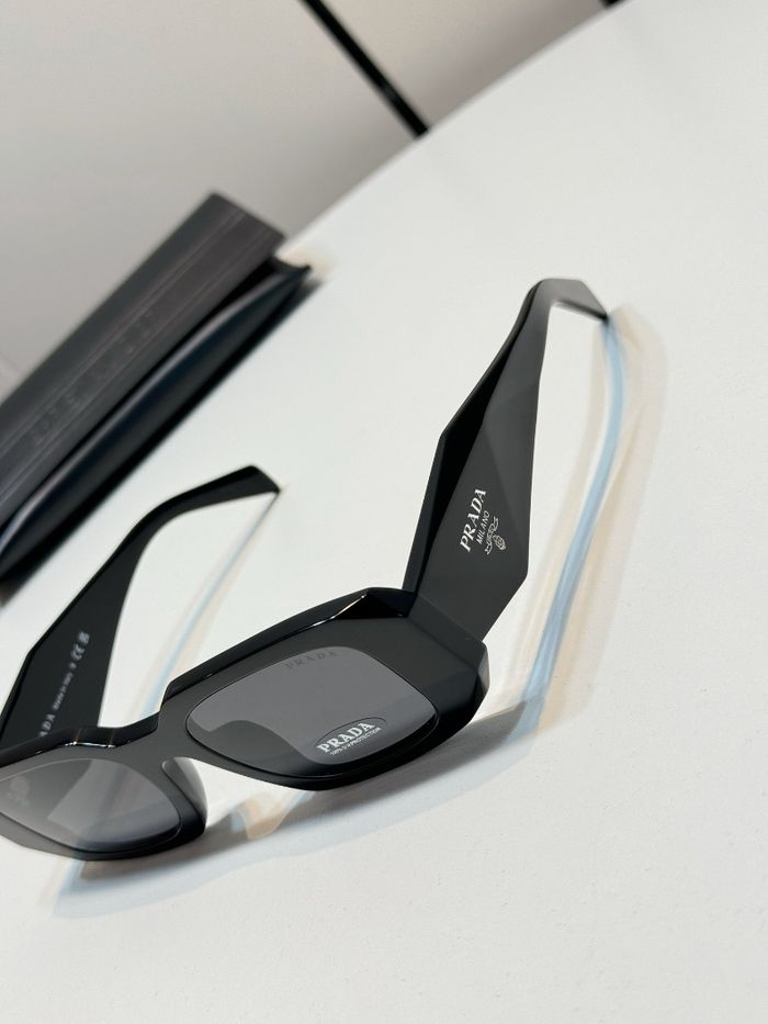 🕶Lunettes de soleil Prada 🕶 - photo numéro 5