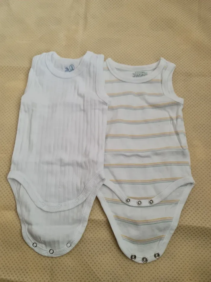 Lot de 9 bodys 3 mois - photo numéro 2