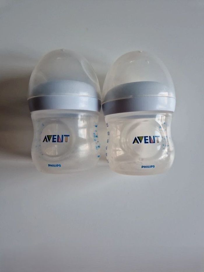 Lot de 2 biberons plastiques philips avent - photo numéro 1