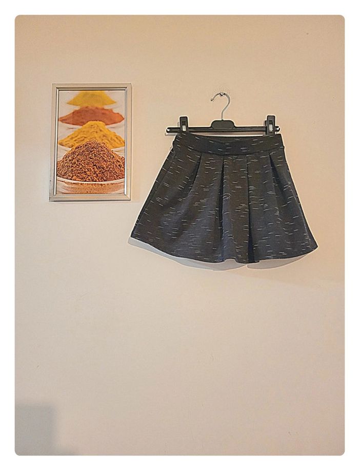 Jupe de sport noire "Young Dimension" taille 5 ans