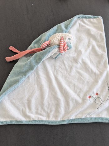 Doudou paresseux Noukie's 