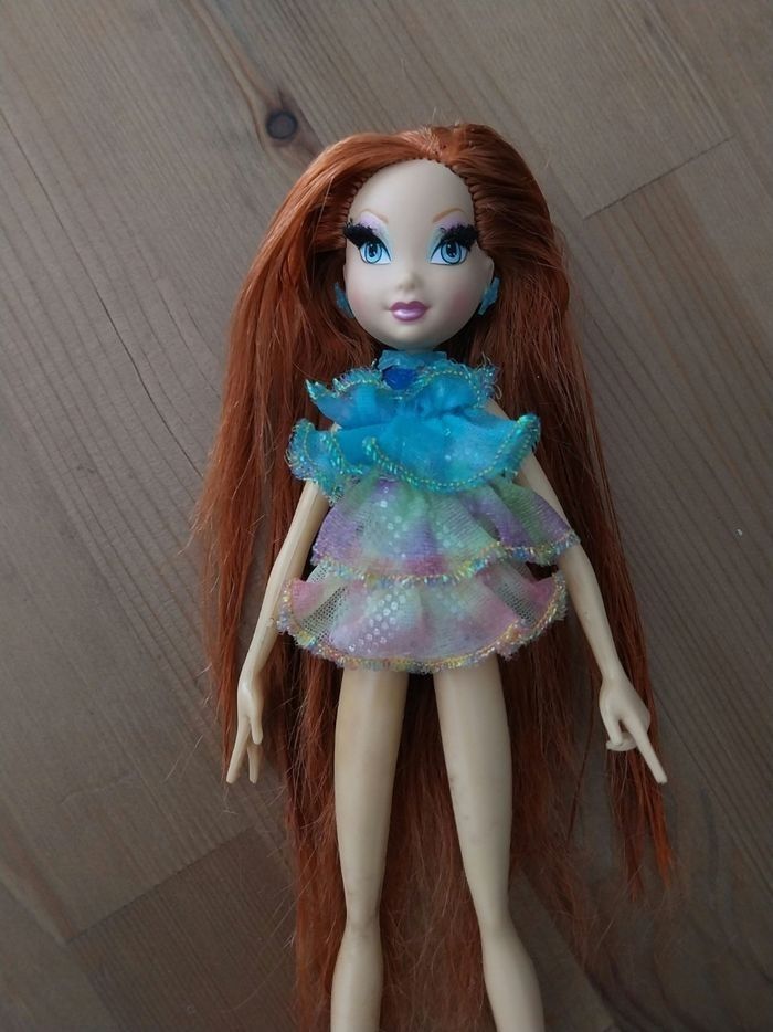 Deux Poupées Bloom Glam Magic Enchantix 2007 + Bloom Charmix Winx Club Mattel - photo numéro 4
