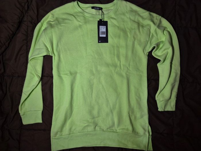 Pull vert fluo - photo numéro 4