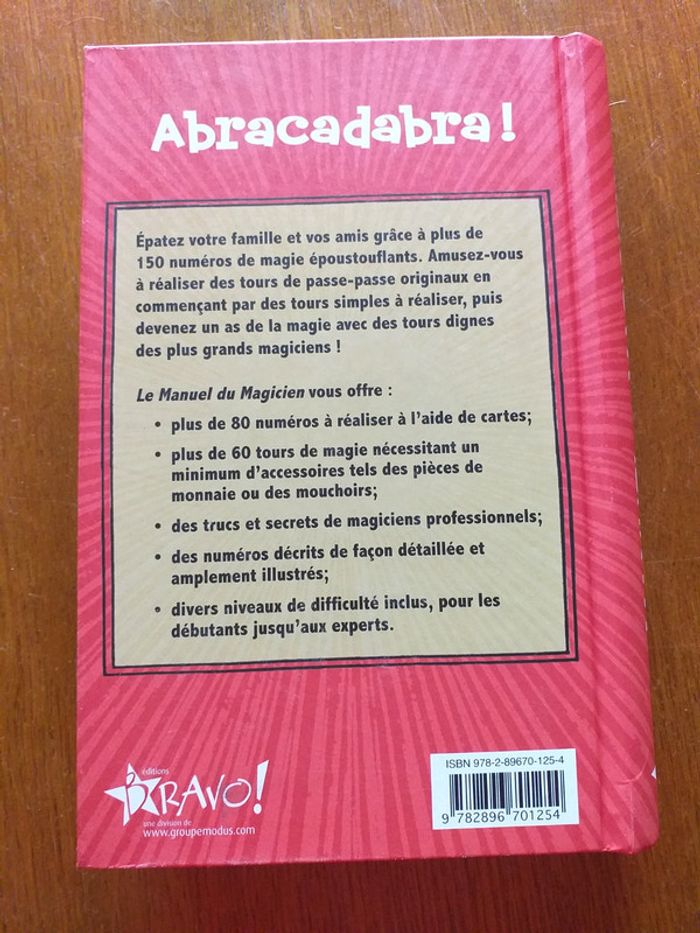 Livre "Le manuel du Magicien " - photo numéro 2