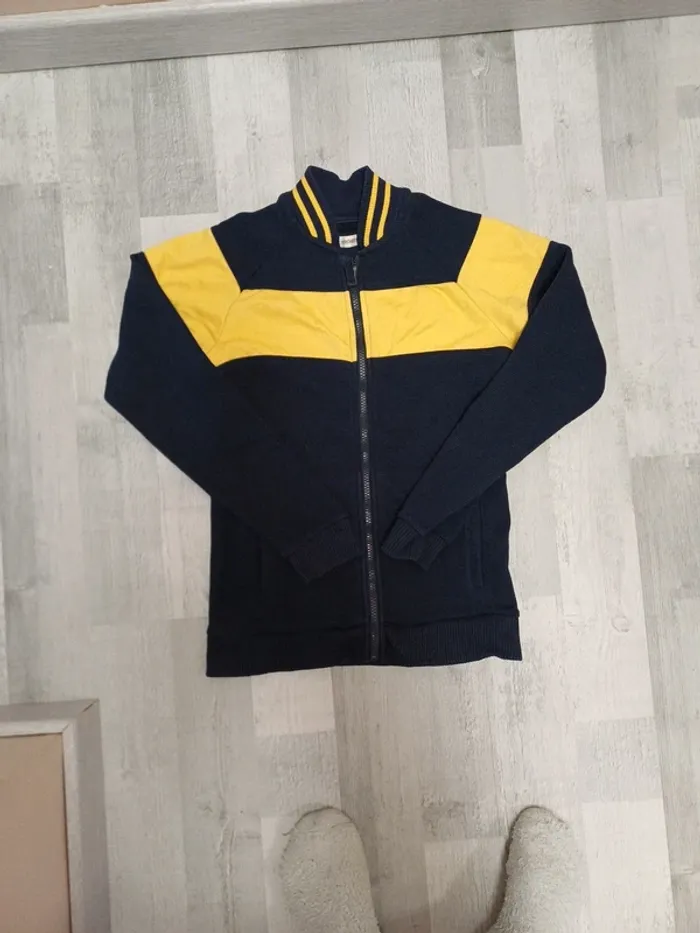 Gilet zippé