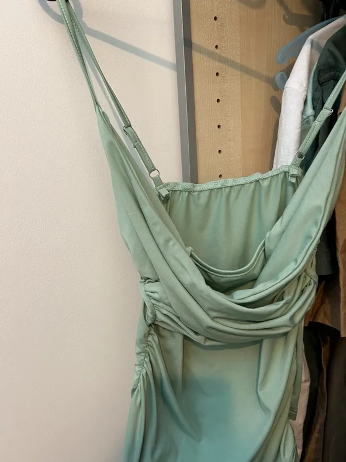 Débardeur vert - photo numéro 3