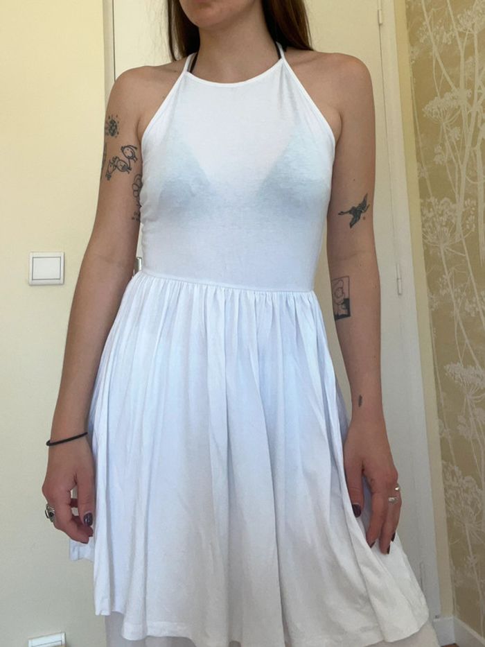 Robe blanche légère pour l'été - white summer dress - photo numéro 2