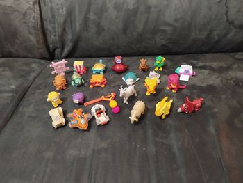 24 petites figurines pour calendrier de l'avent