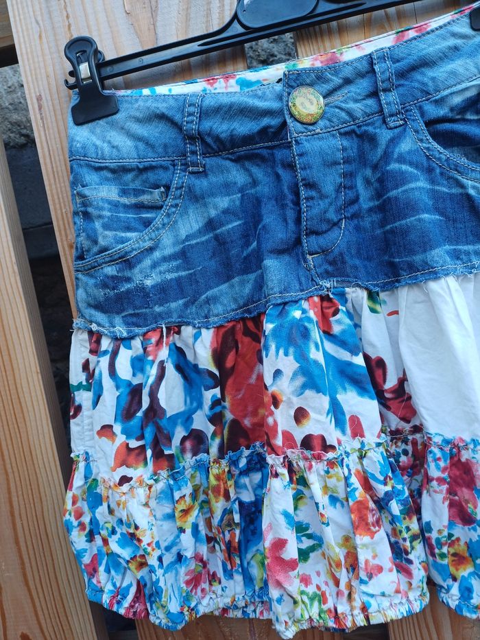 Jolie jupe mi jean mi imprimé Desigual taille 34 - photo numéro 3