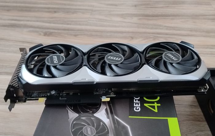 Carte graphique RTX 4060 MSI VENTUS X3 - photo numéro 2