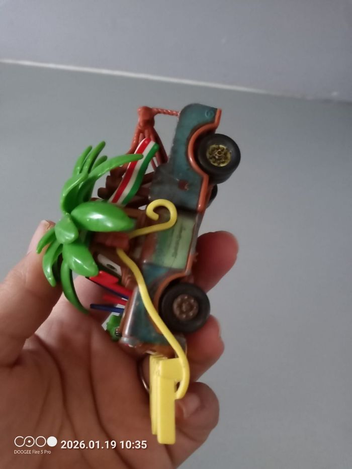 Voiture de collection Disney Francesco pixar - photo numéro 2