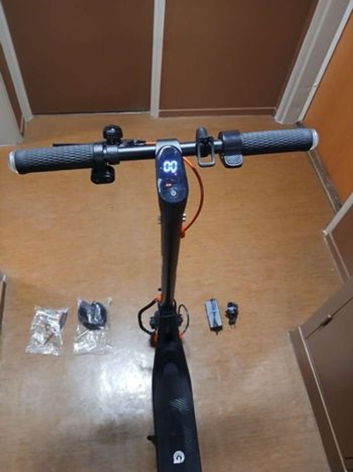 Trottinette Électrique Urban Glide. - photo numéro 6