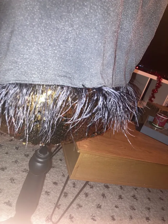 Tee shirt gris foncée sans manche à franche - photo numéro 3