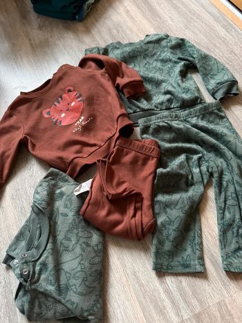 Lot pyjama 24 mois Kiabi en polaire