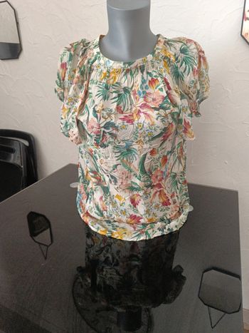 Beau haut taille 40