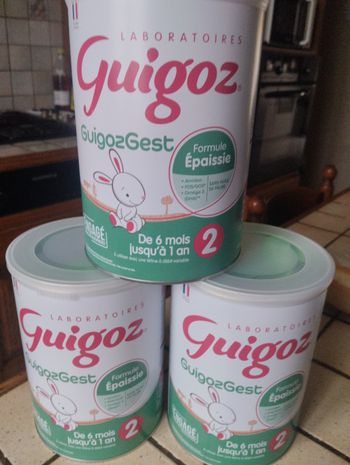 Vend lots  guigoz formule épaissie