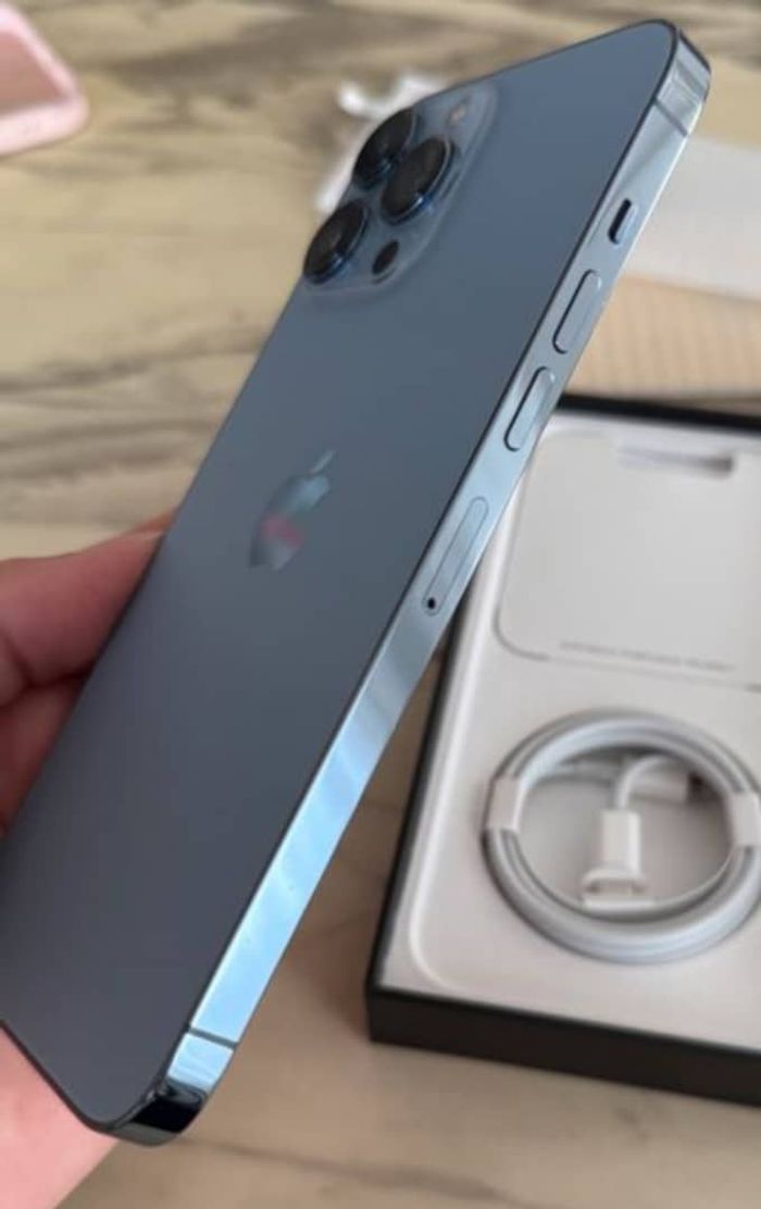 Iphone 13 pro max - photo numéro 2