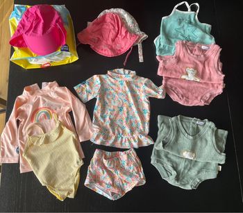 Ensembles maillot de bain//plage 12 mois + couches