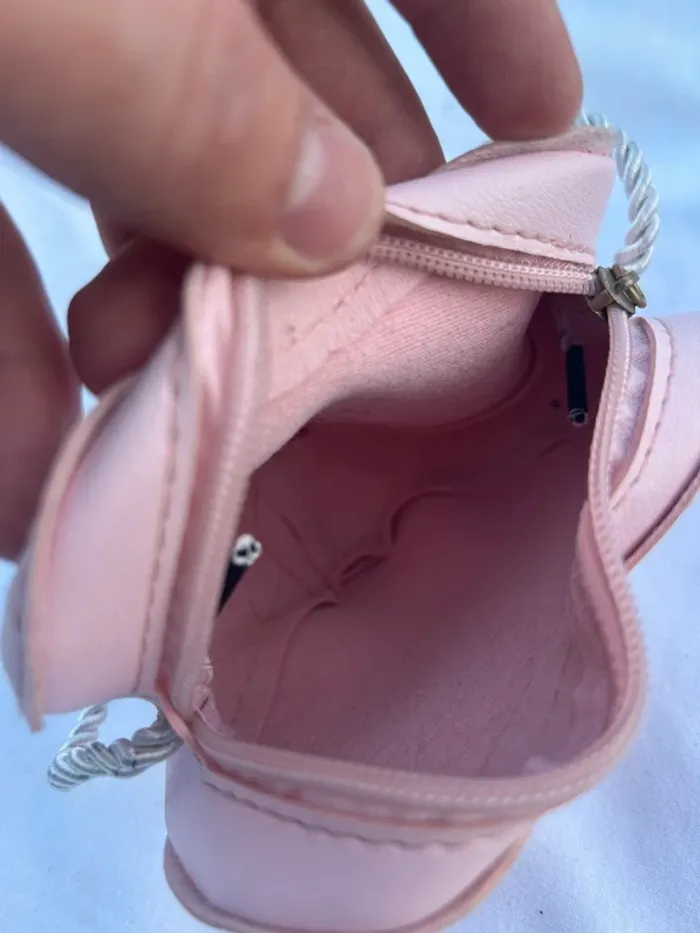 Petit sac en forme de cœur - photo numéro 7