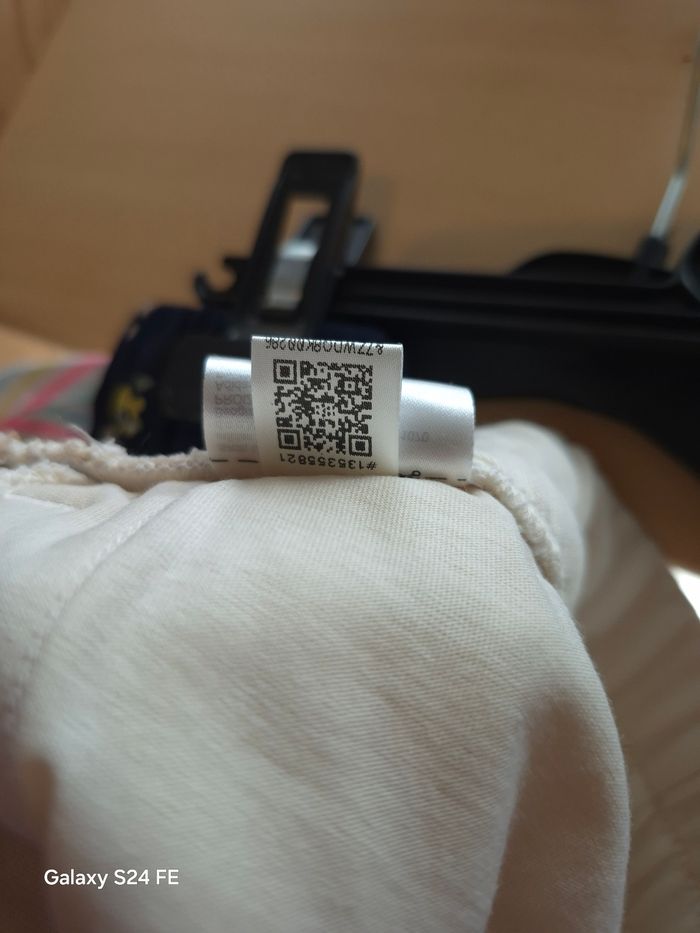 💕 Superbe Jogging ADIDAS femme T.M (correspond à 40-42 T française) - Bandes à motif 💕 - photo numéro 10