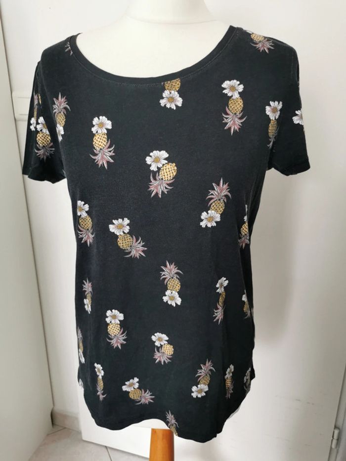 Tee shirt à fleurs