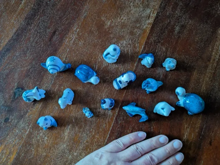 Magnifique lot de 15 animaux en porcelaine miniature blanc et bleu - photo numéro 3