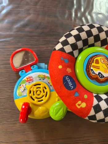 Jouet volant musical