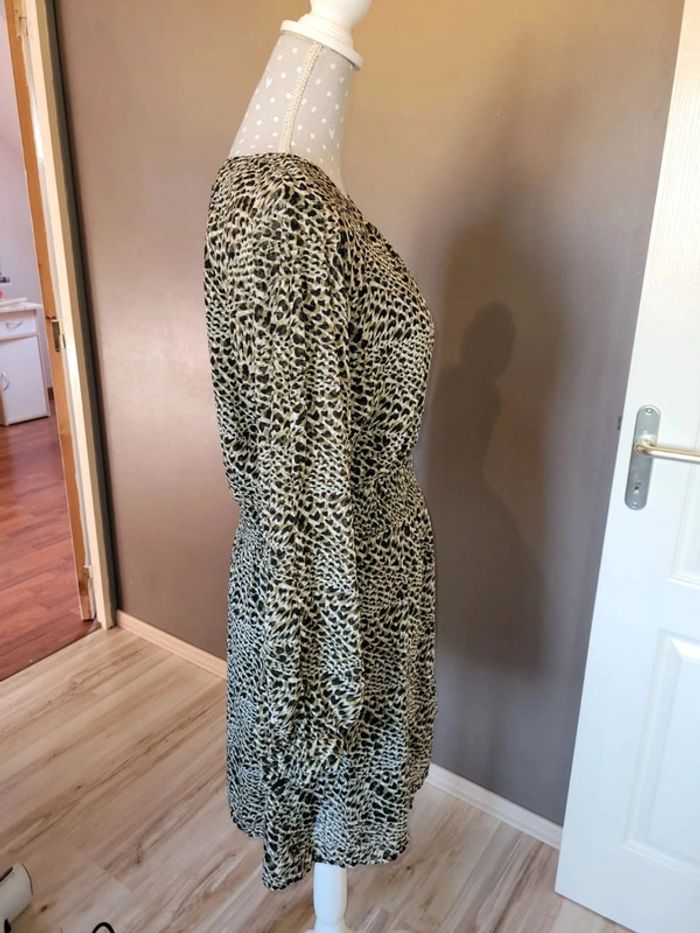 Robe manches longues chic - photo numéro 3