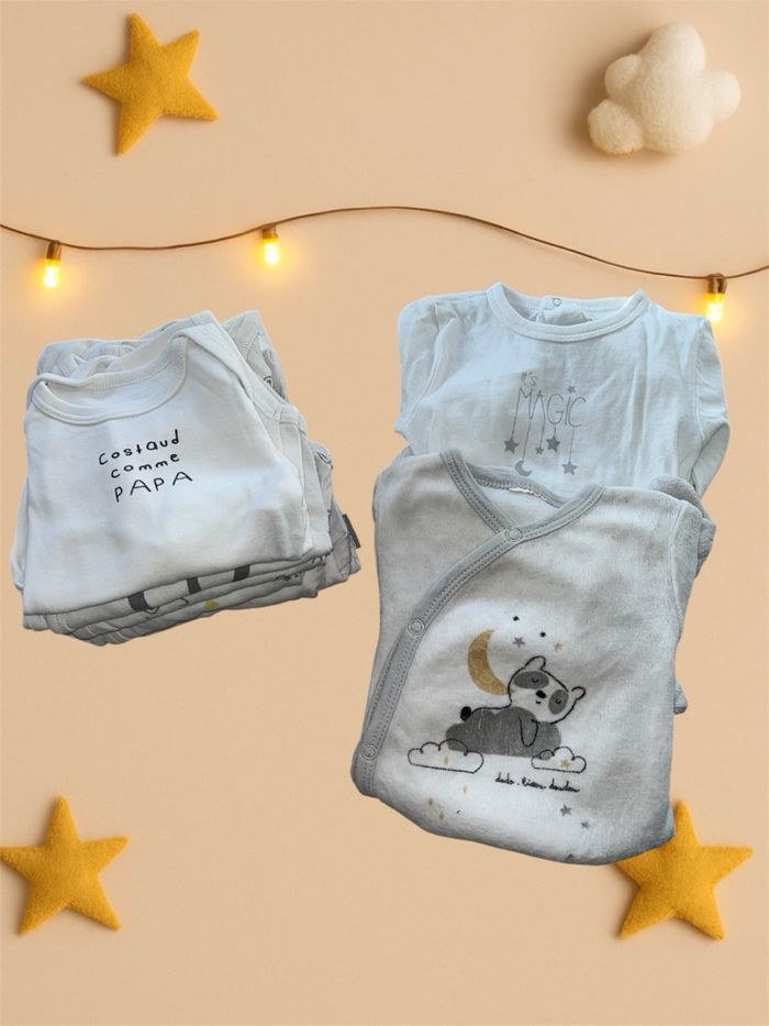 Lot vêtements 3 mois - photo numéro 3