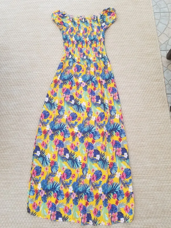 Robe longue à motifs