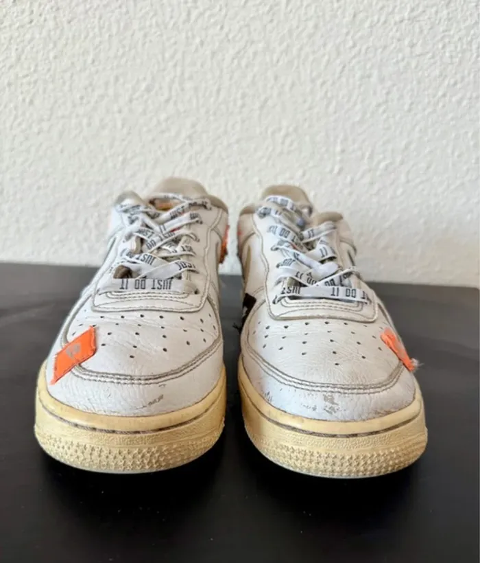 Nike Air Force 1 Just Do It Taille 37,5 - photo numéro 3